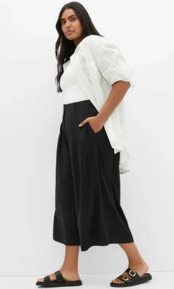 Abbie Crop Pant - black