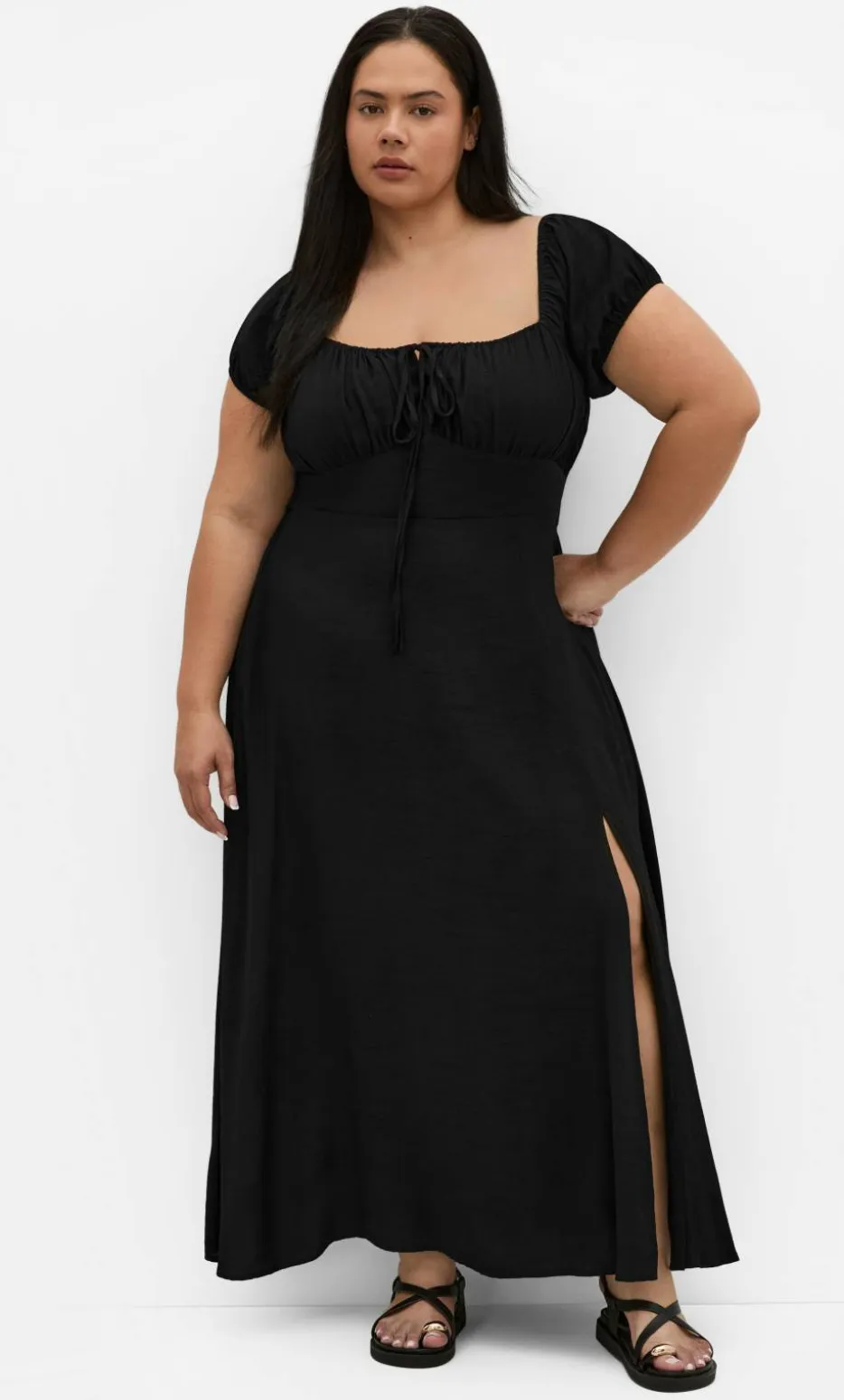 Abbigail Split Maxi Dress - black