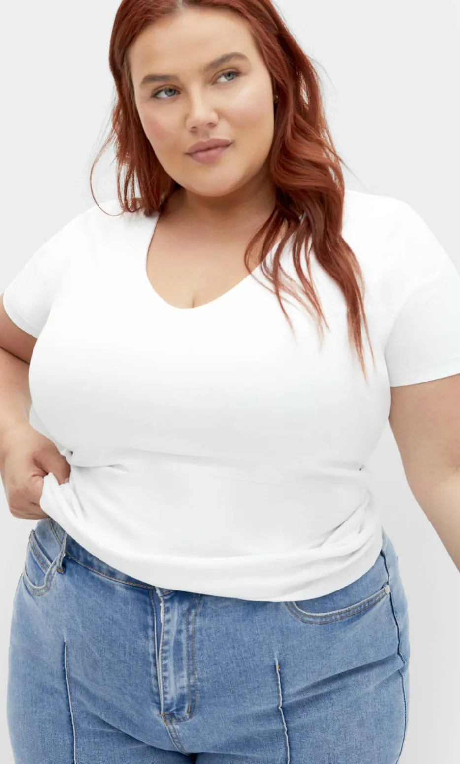 Anny V Neck Top - white