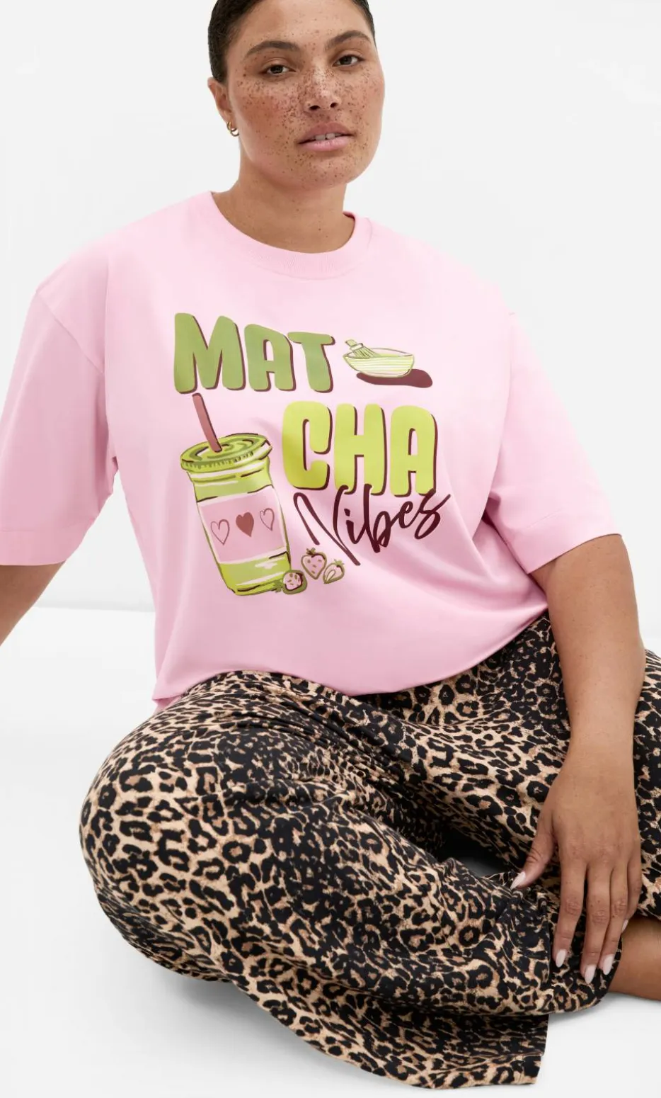 Arabella Matcha Relaxed Sleep Tee - pink