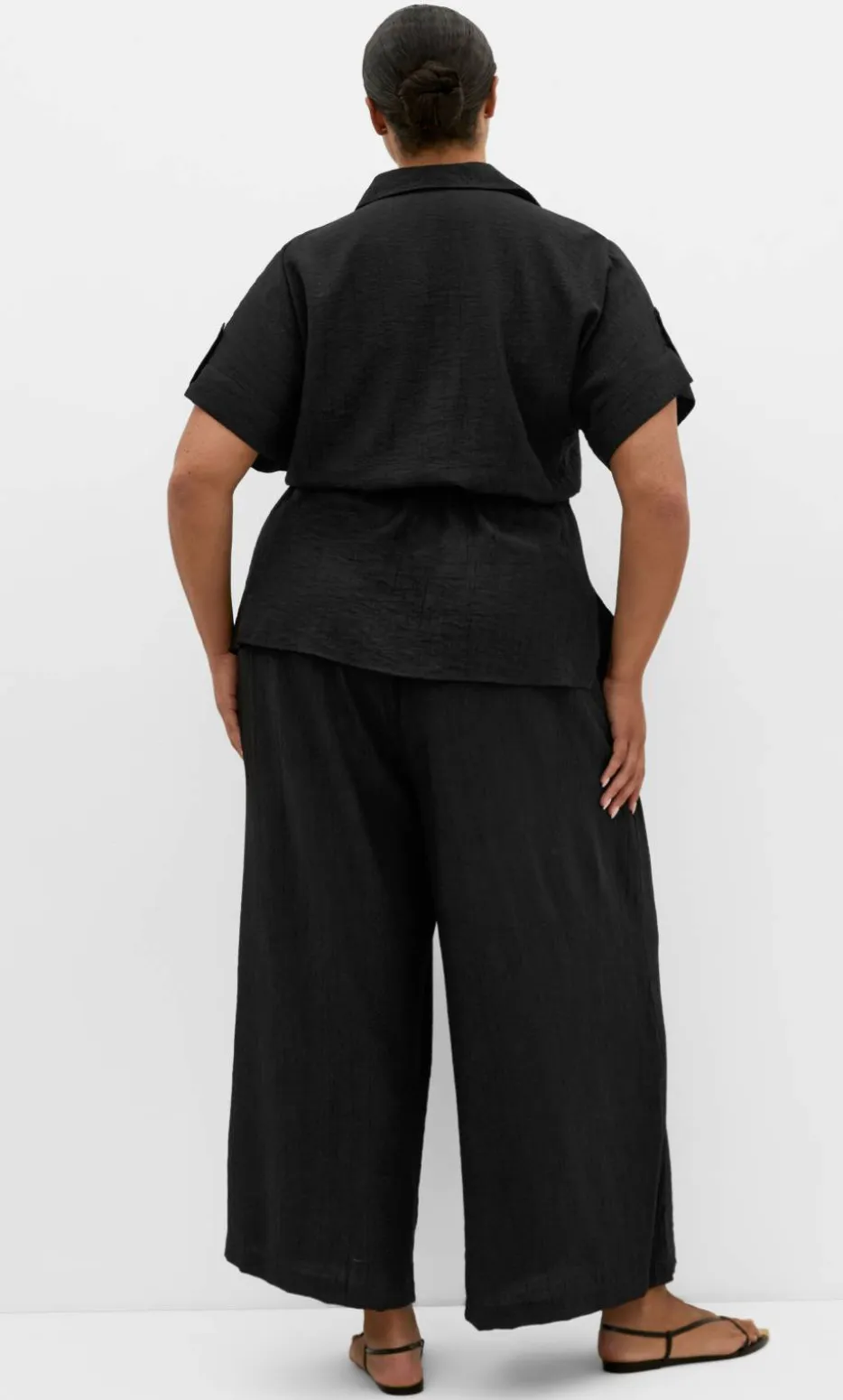 Aria Cinched Shirt - black