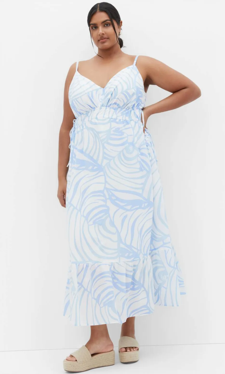 Ari Print Maxi Dress - blue print