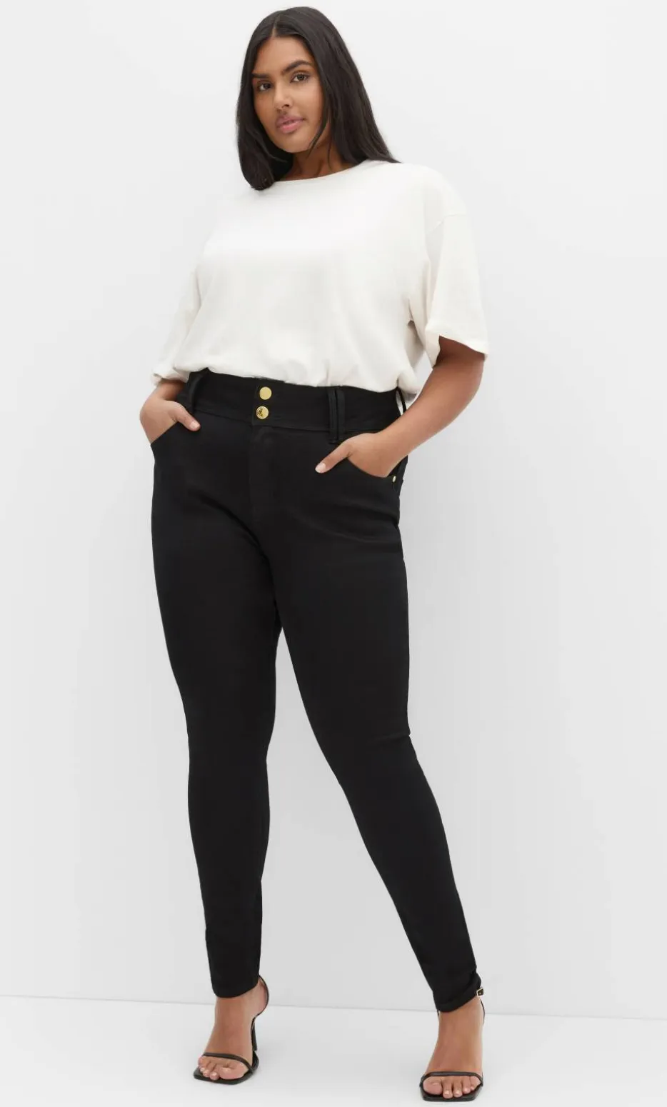 Asha Fit Skinny Leg Regular Jean - black