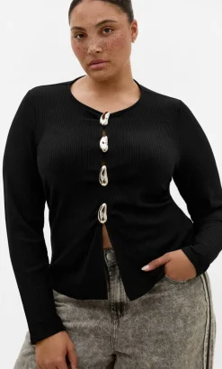 Bella Brooch Rib Top - black