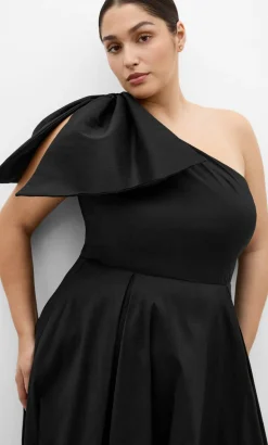 Captivate One Shoulder Maxi Dress - black