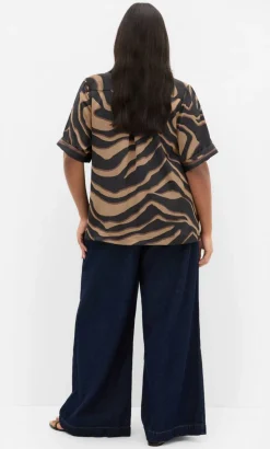 Cara Abstract Print Shirt - cocoa