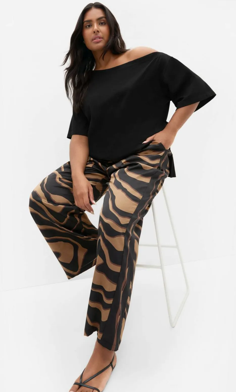 Cara Abstract Print Wide Leg Pant - cocoa