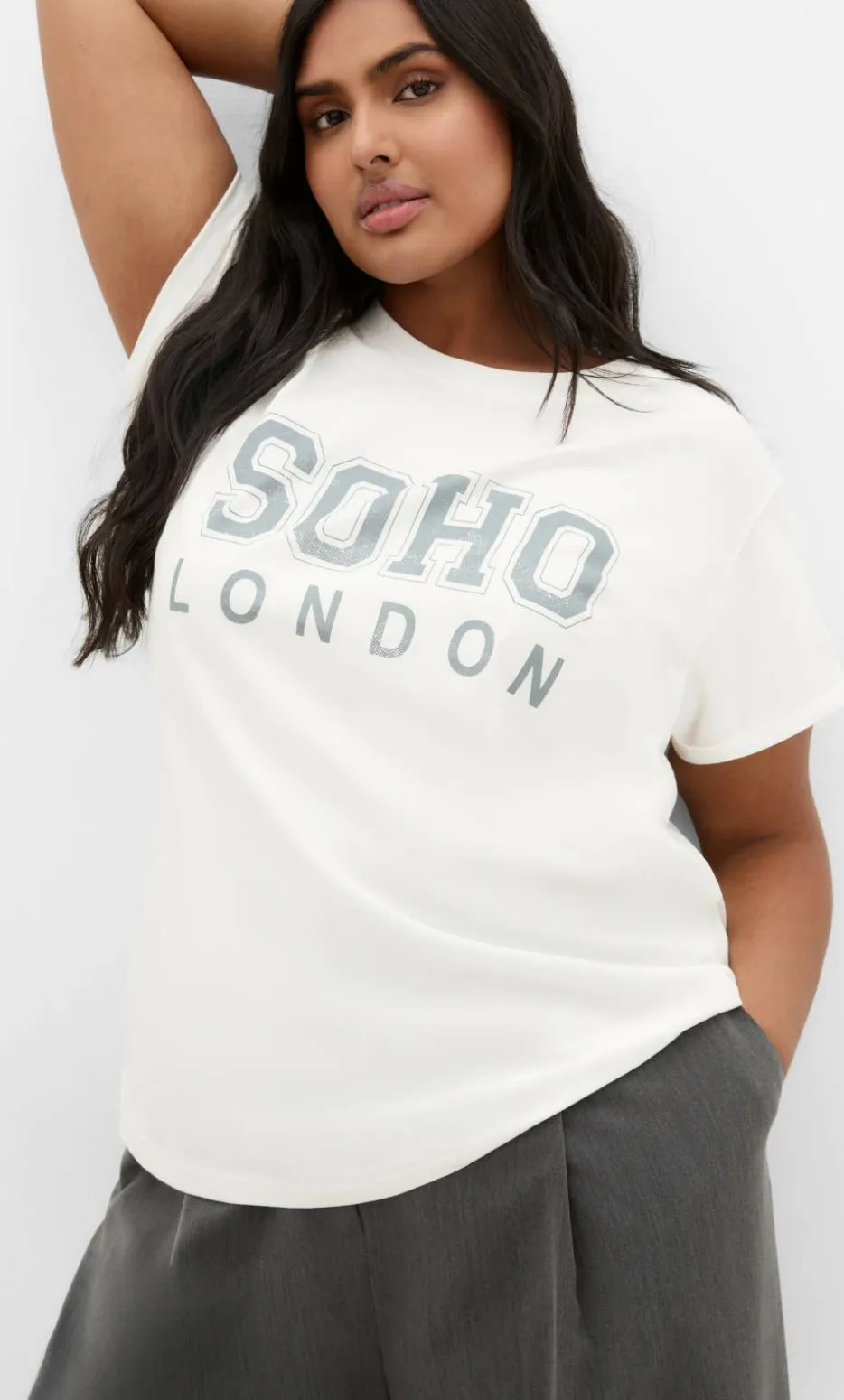 Cuffed Sleeve Soho Tee - white