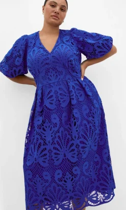 Dani Embroidered Midi Dress - ocean blue