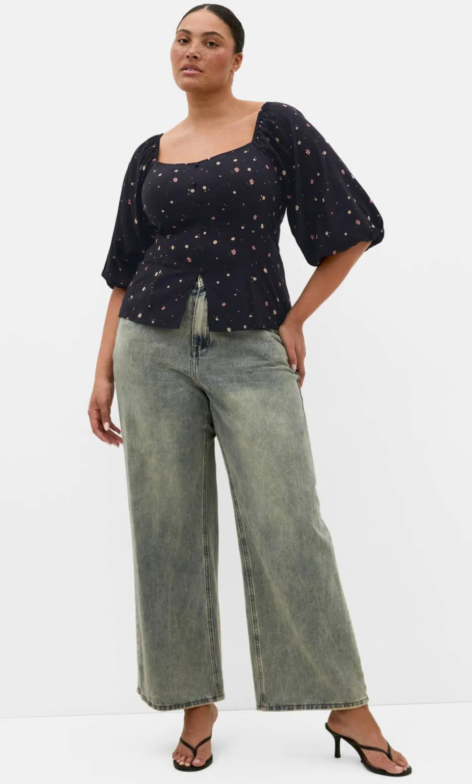 Daydreamer Elbow Sleeve Ditsy Print Top - navy