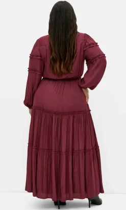 Drama Queen Long Sleeve Maxi Dress - wildberry