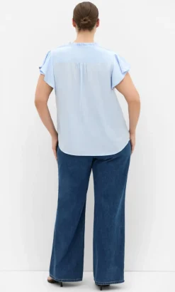 Drama Queen Short Sleeve Shirt - sky blue