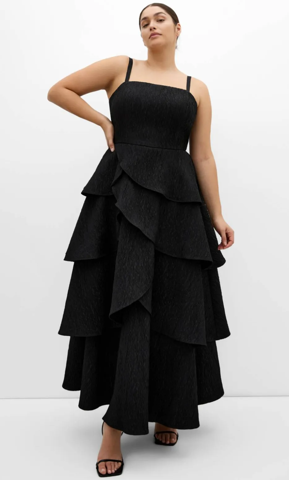 Elizabeth Tiered Frill Maxi Dress - black