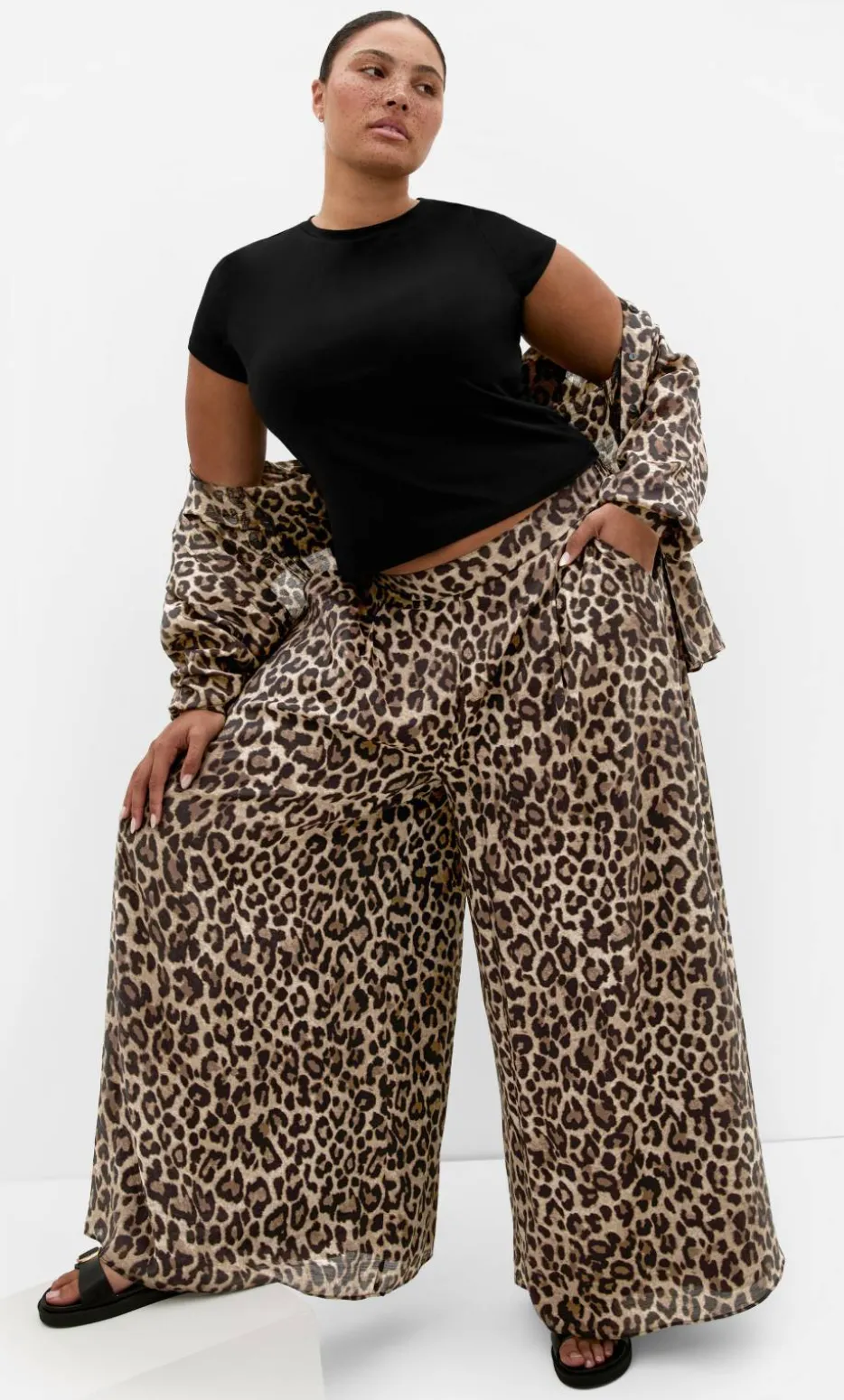 Elsie Leopard Print Wide Leg Pant - chocolate