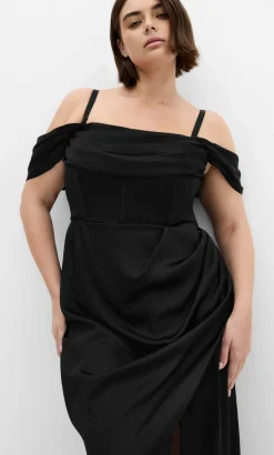 Forbidden Love Maxi Dress - black
