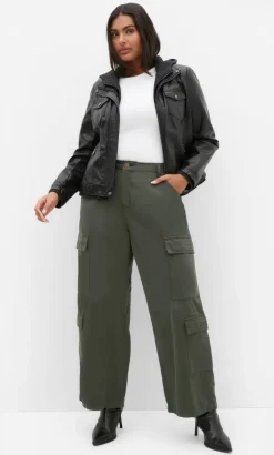 Harley Fit Ali Cargo Wide Leg Short Jean - khaki
