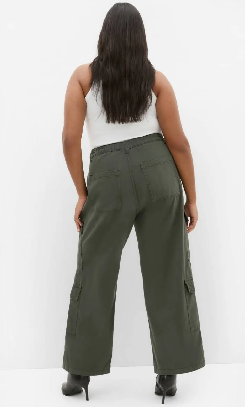 Harley Fit Ali Cargo Wide Leg Short Jean - khaki
