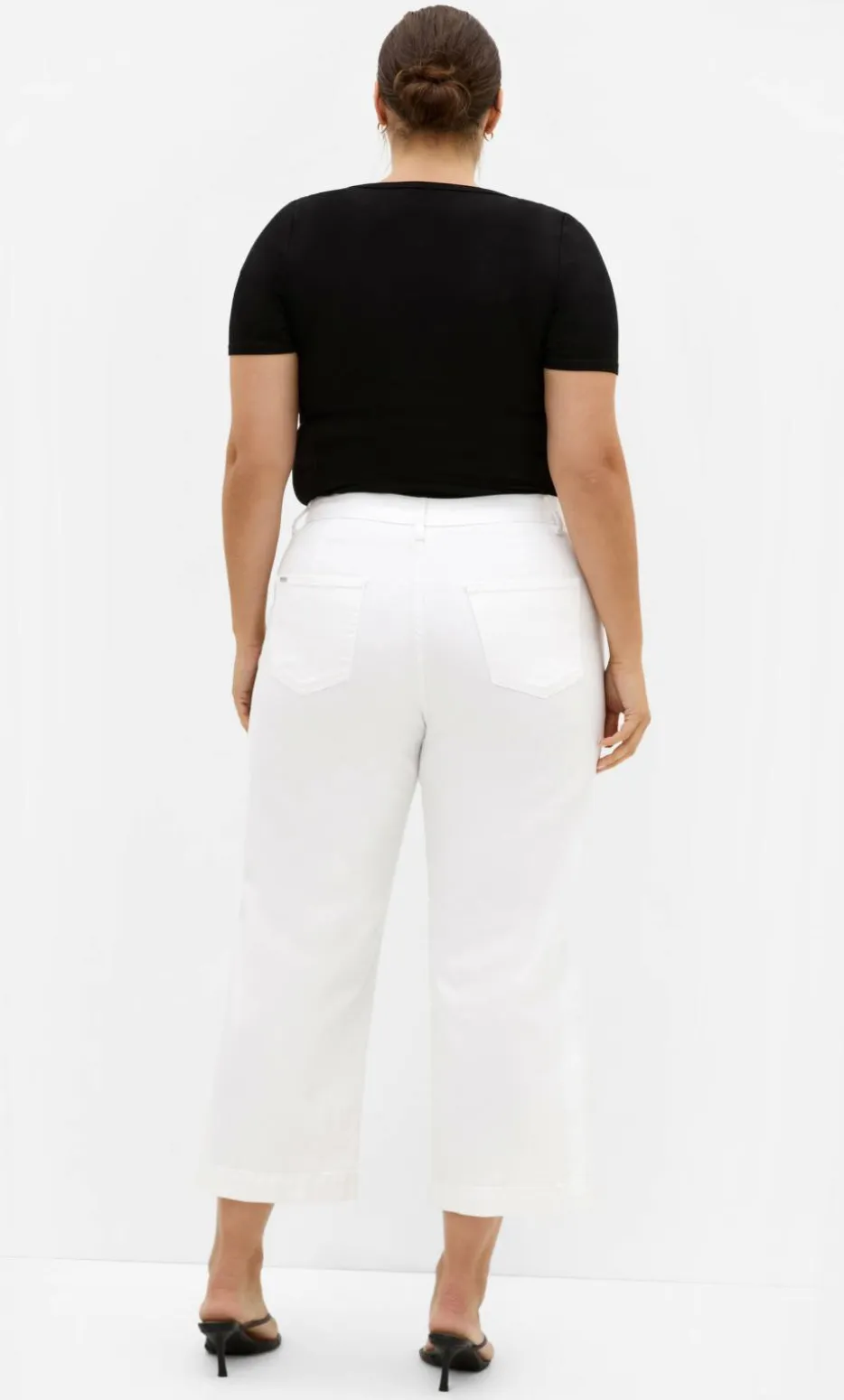 Harley Fit Avery Wide Leg Crop Jean - ivory