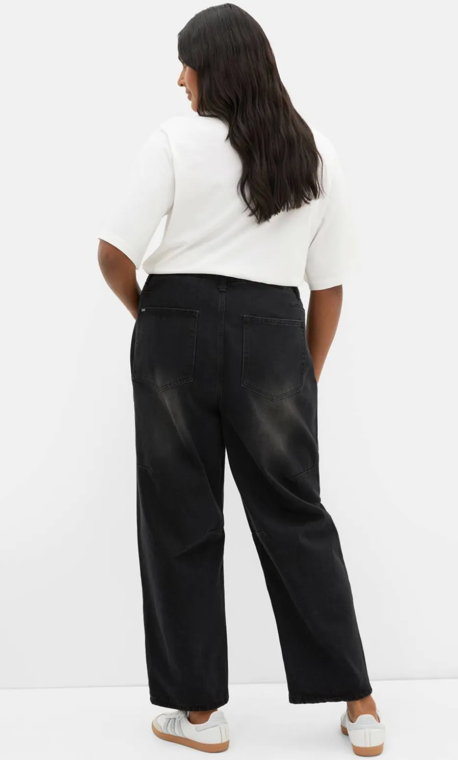 Harley Fit Brooke Barrel Leg Jean - black wash