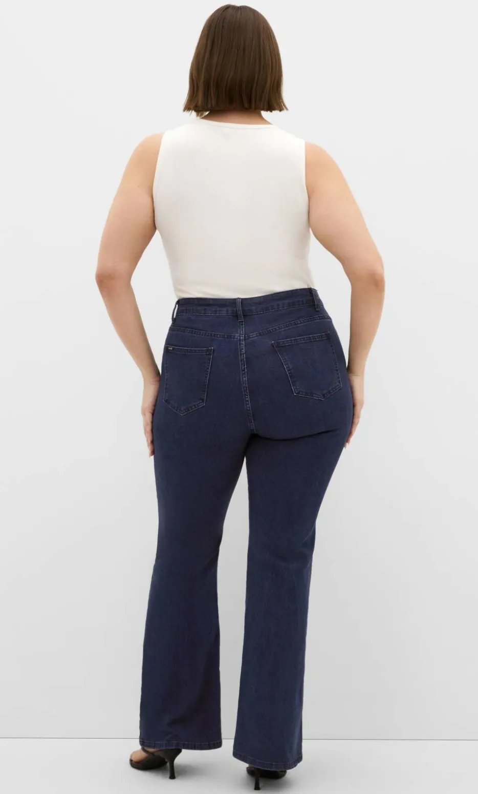 Harley Fit Carla Flare Leg Regular Jean - dark wash