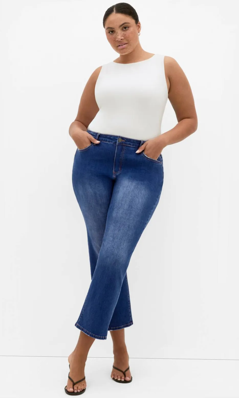 Harley Fit Dani Straight Leg Jean - mid wash