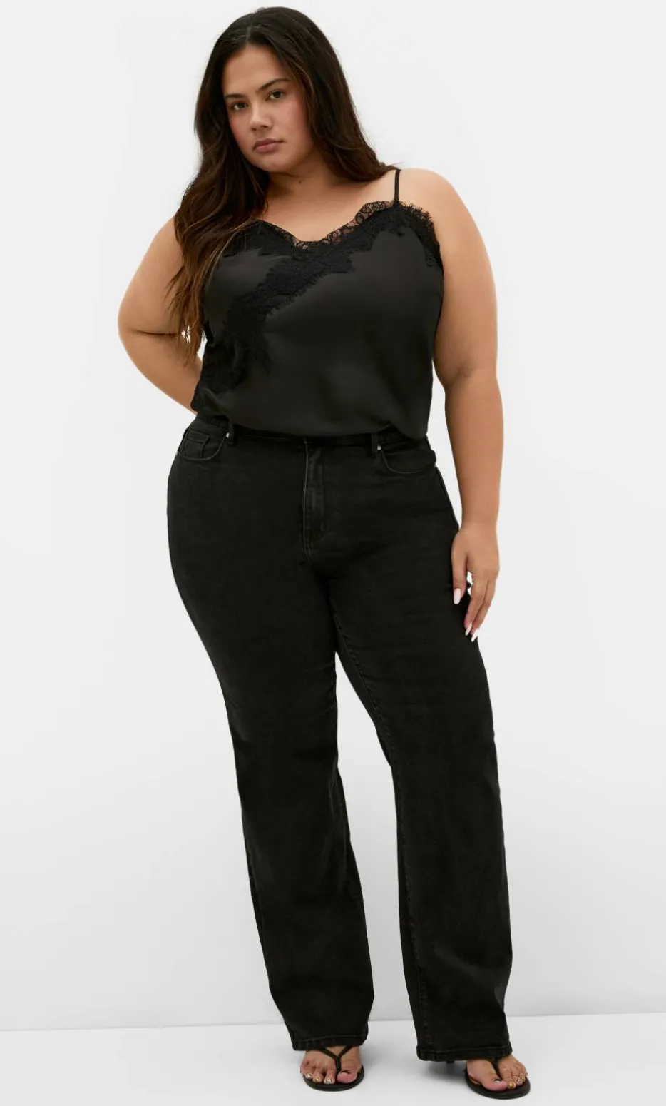Harley Fit Ivy Straight Leg Regular Jean - black