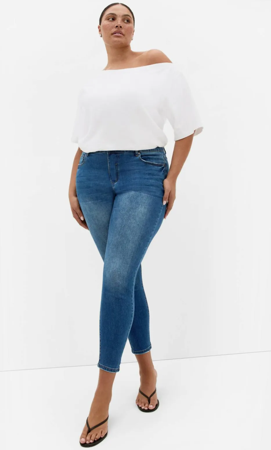 Harley Fit Karla Skinny Leg Short Jean - dark wash