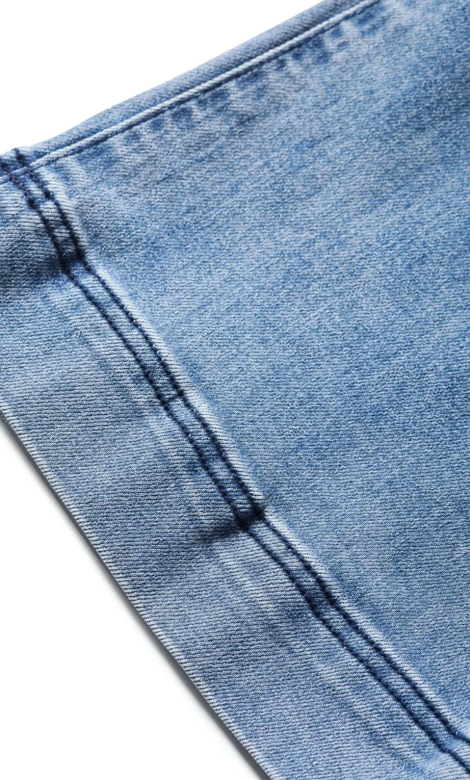 Harley Fit Lara Bootleg Regular Jean - light wash