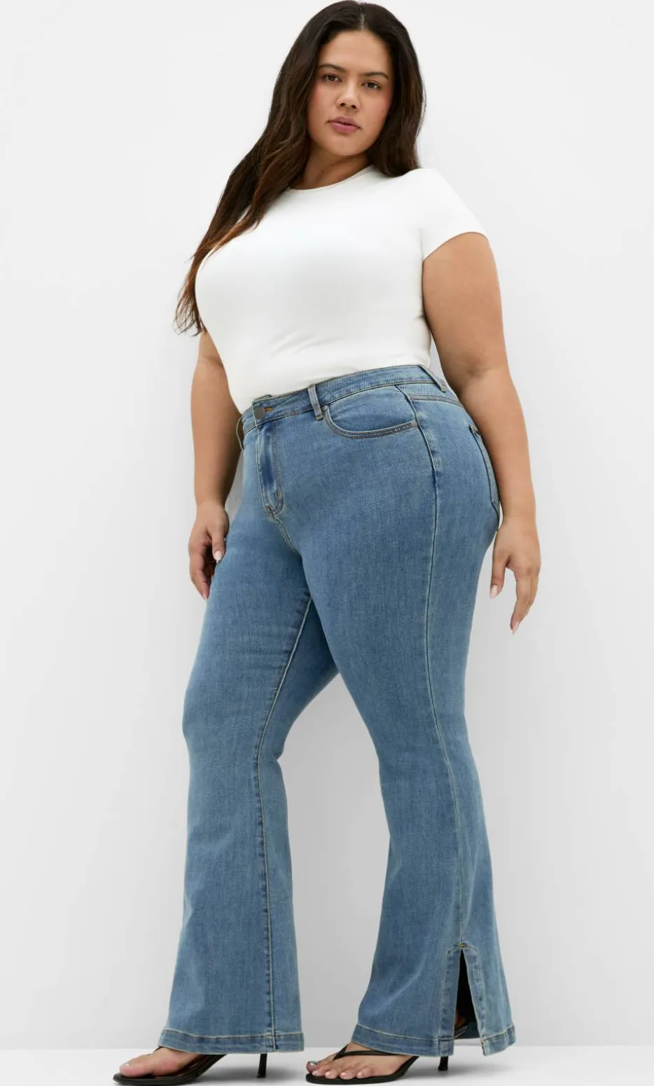 Harley Fit Side Split Flare Leg Jean - light wash