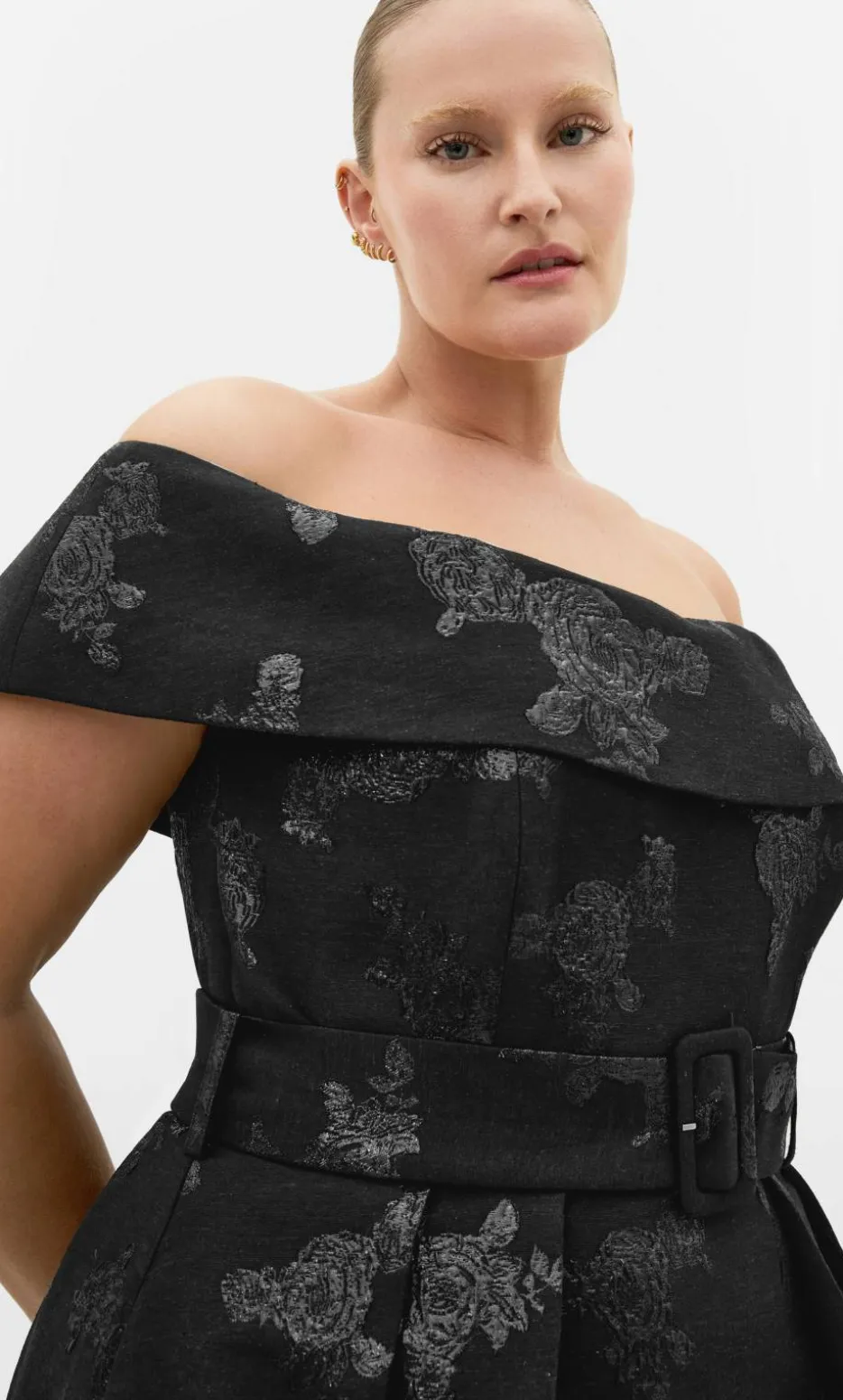 High Status Off Shoulder Maxi Dress - black