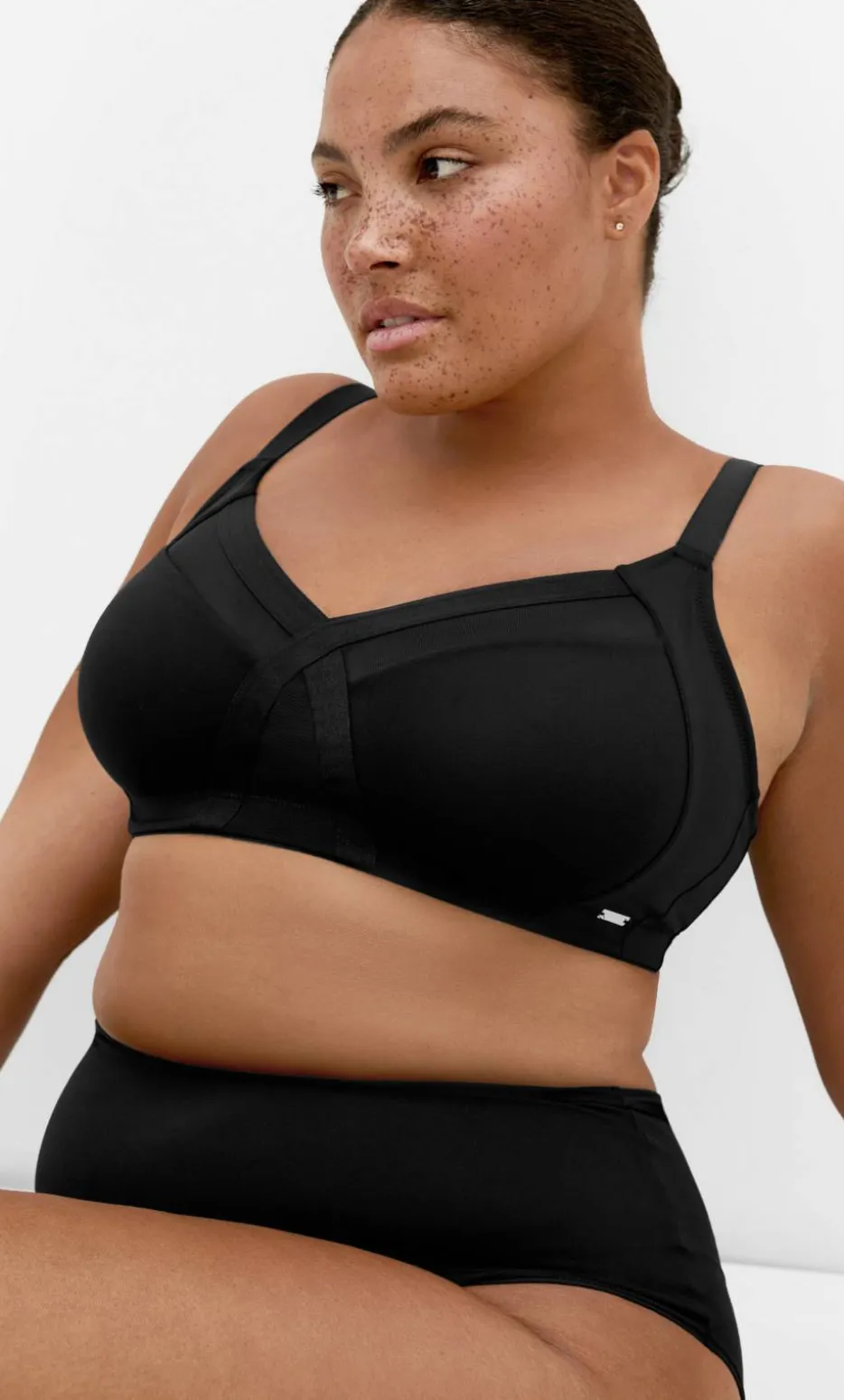 Luxe Microfibre Wireless Bra - black