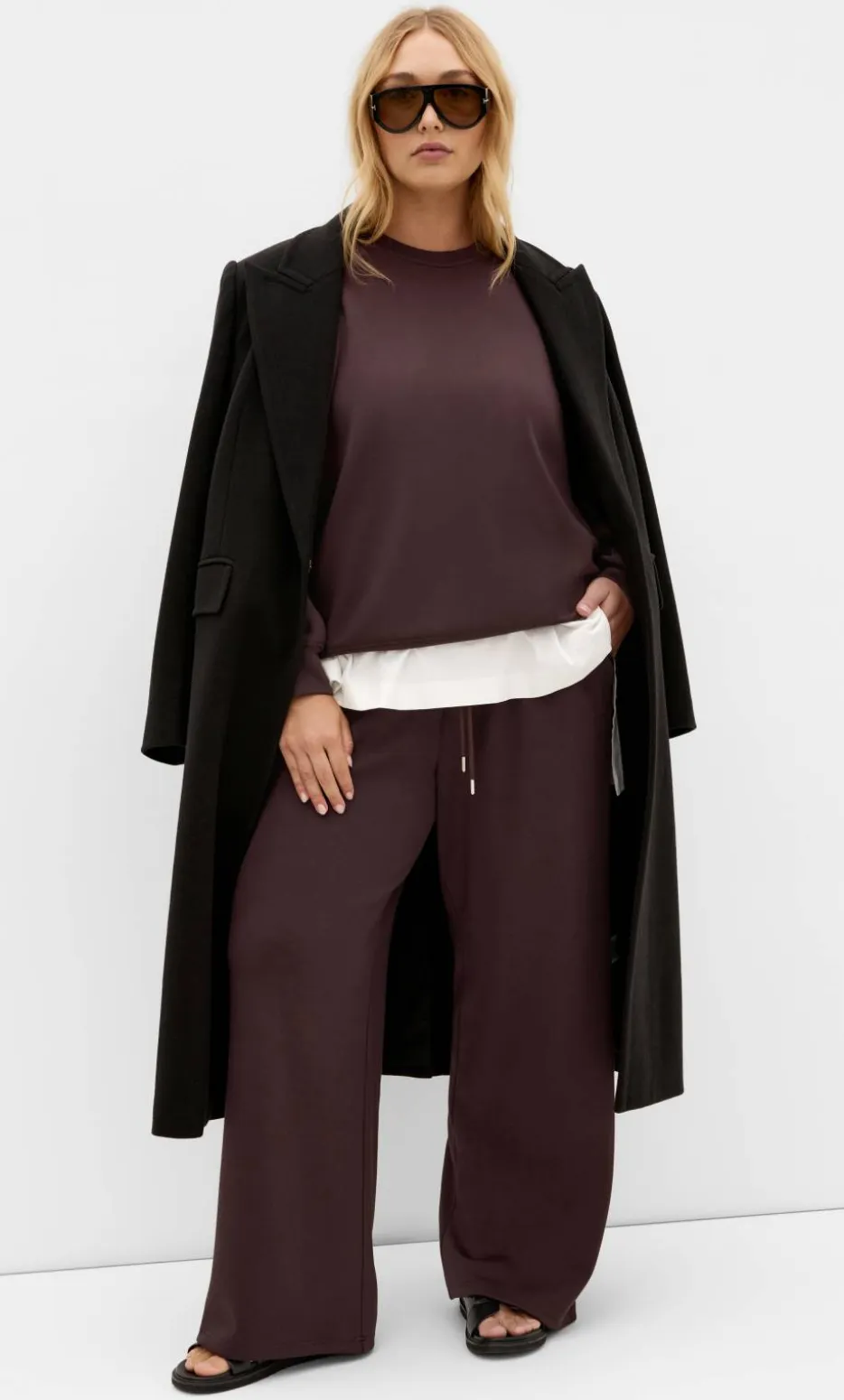 Mae Crew Neck Sweatshirt - espresso