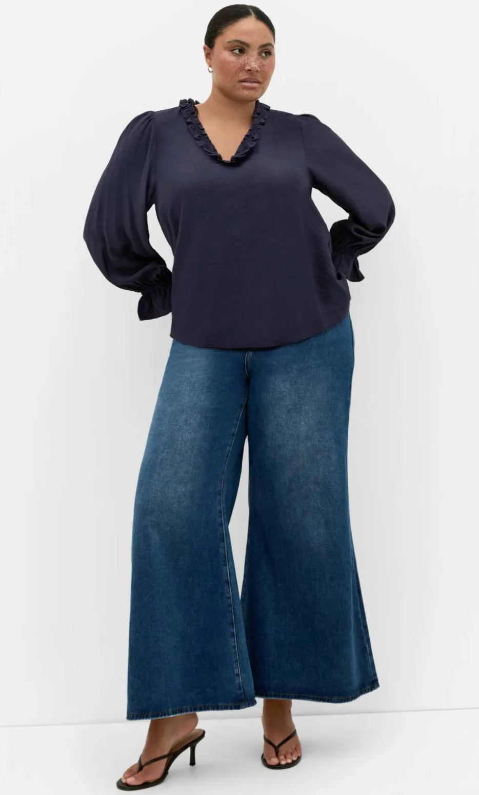 Maree Long Sleeve Top - navy