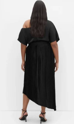 Payton Off Shoulder Pleat Midi Dress - black
