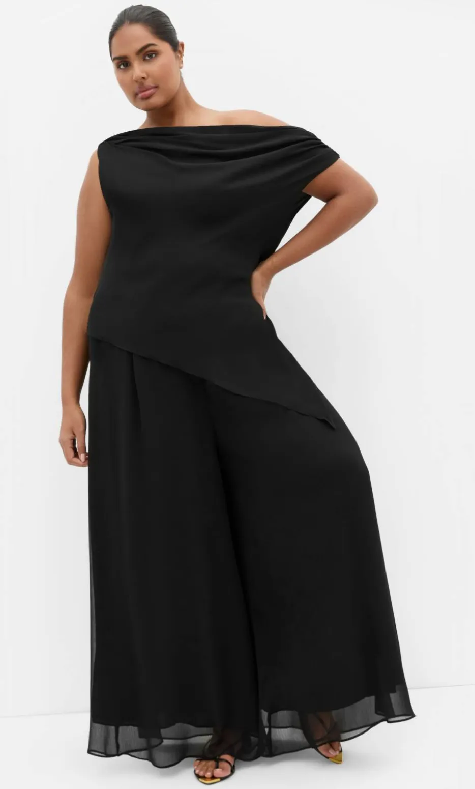 Skyla Off Shoulder Top - black
