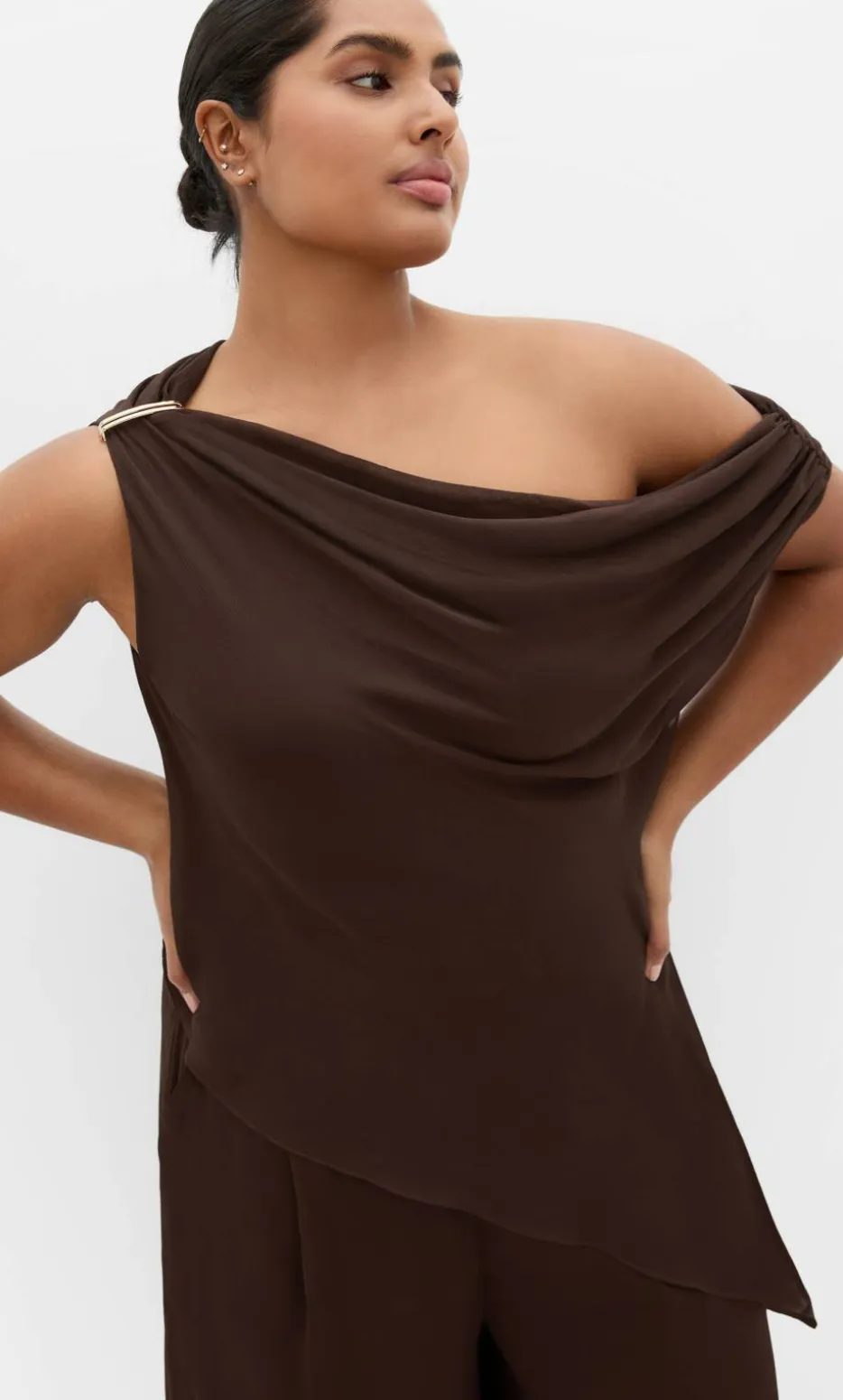 Skyla Off Shoulder Top - chocolate