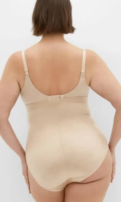 Smooth & Chic Control Brief - latte