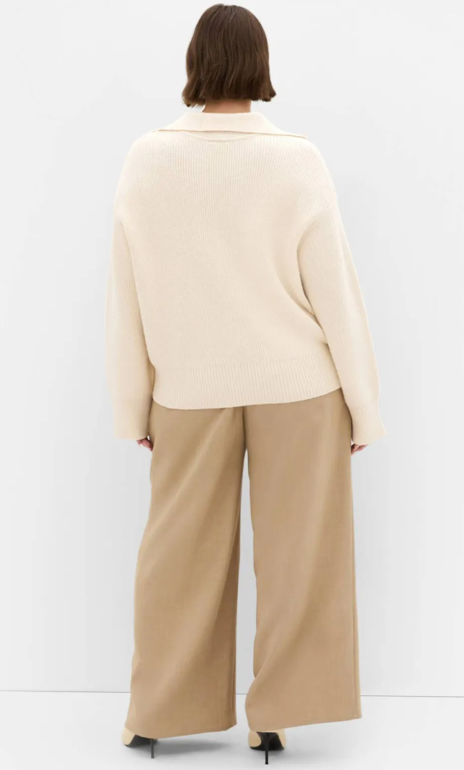 Star Alley Collared Jumper - milk