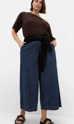Tiana Cotton Denim Crop Pant - dark wash