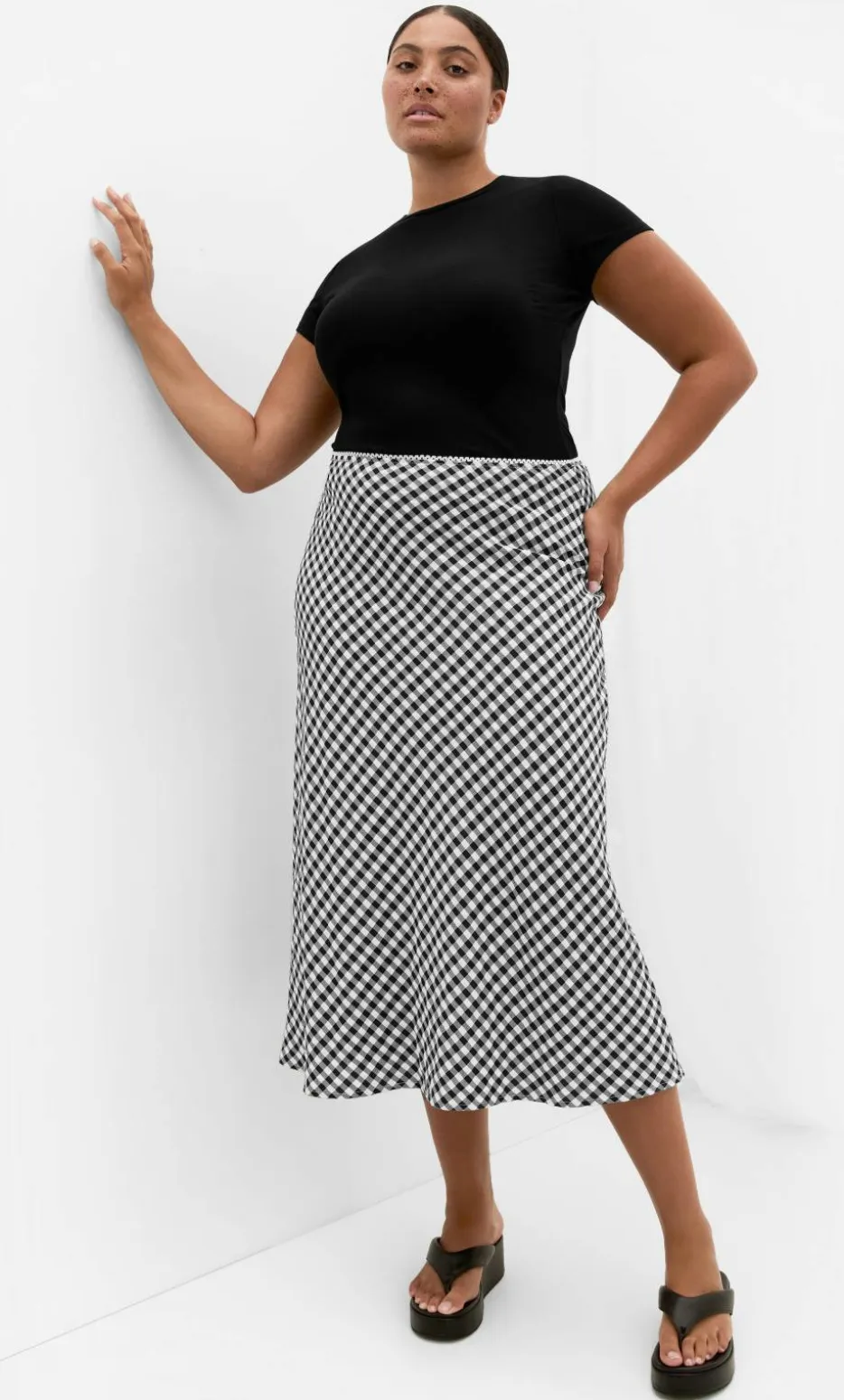 Western Gingham Midi Skirt - black