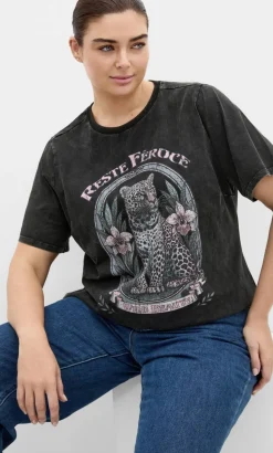 Wild Beauty Tee - black acid wash
